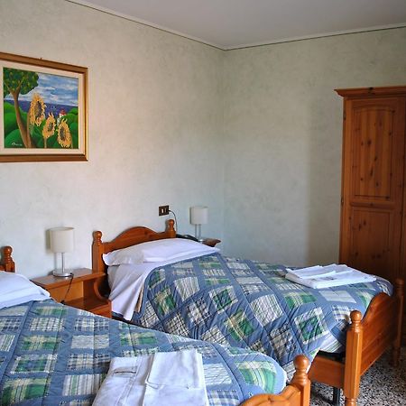 Hotel La Lanterna Di Guiglia Extérieur photo